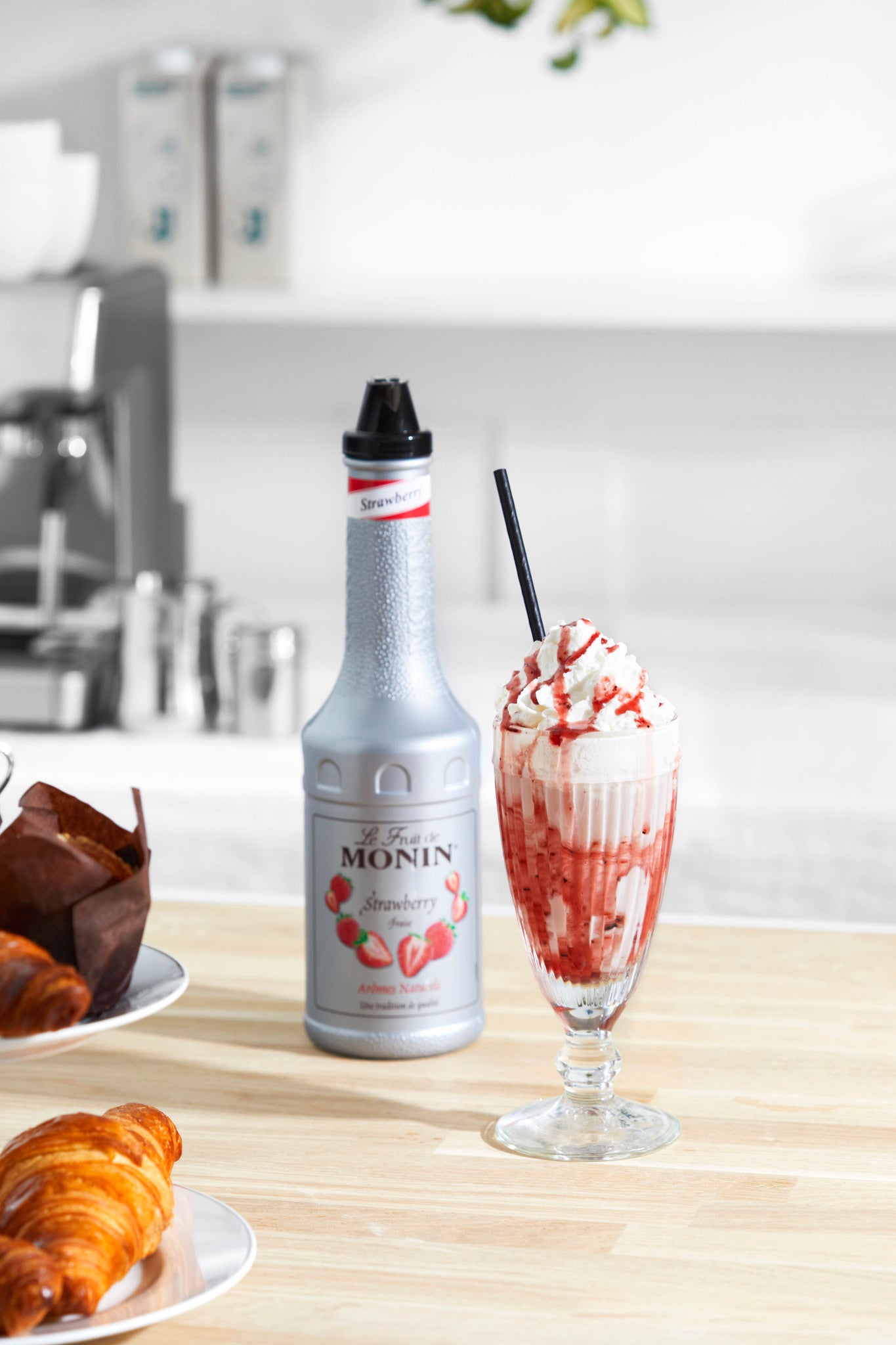 Monin Strawberry Puree Syrup 1ltr