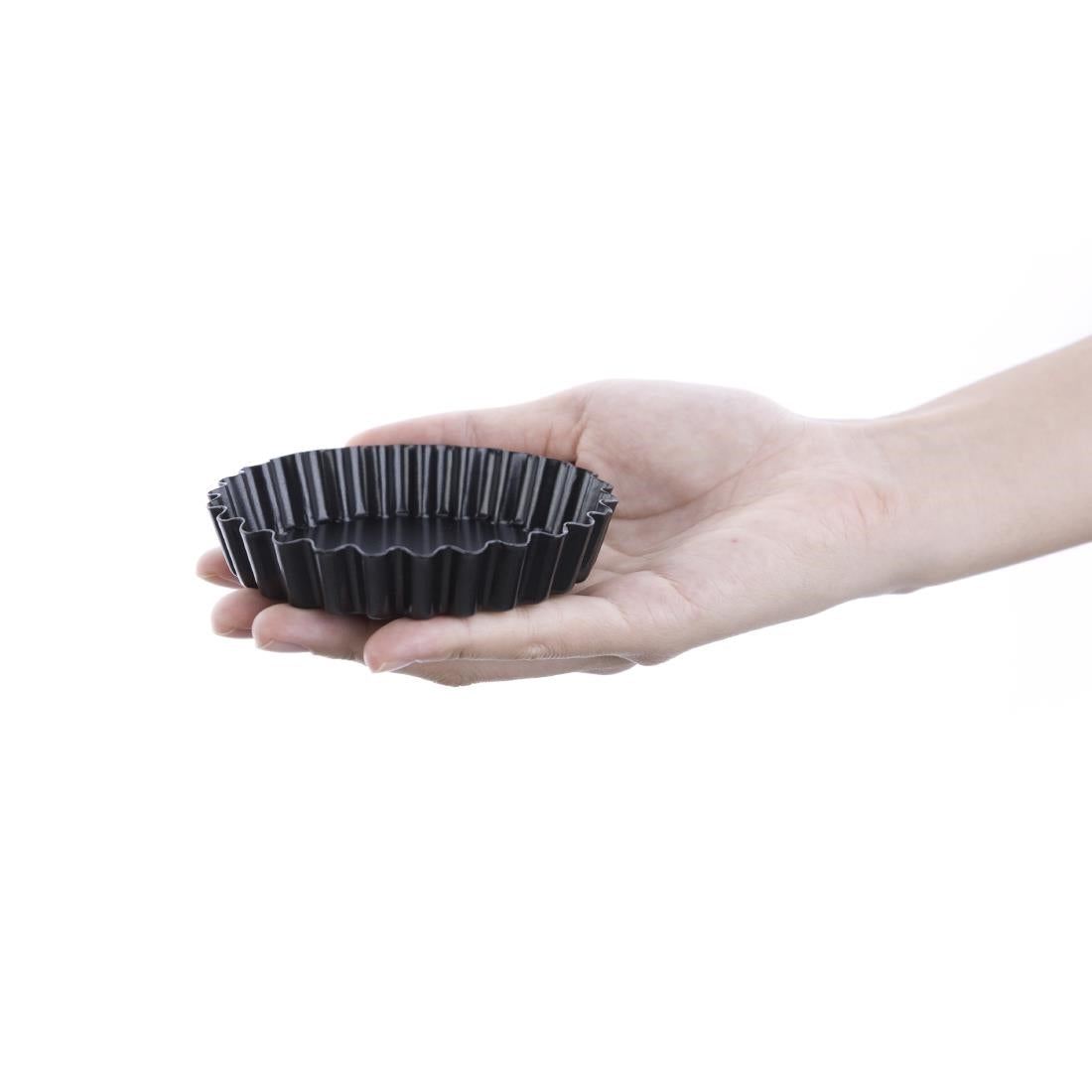 Vogue Non-Stick Mini Quiche Tin With Removable Base 100mm (3 pack)