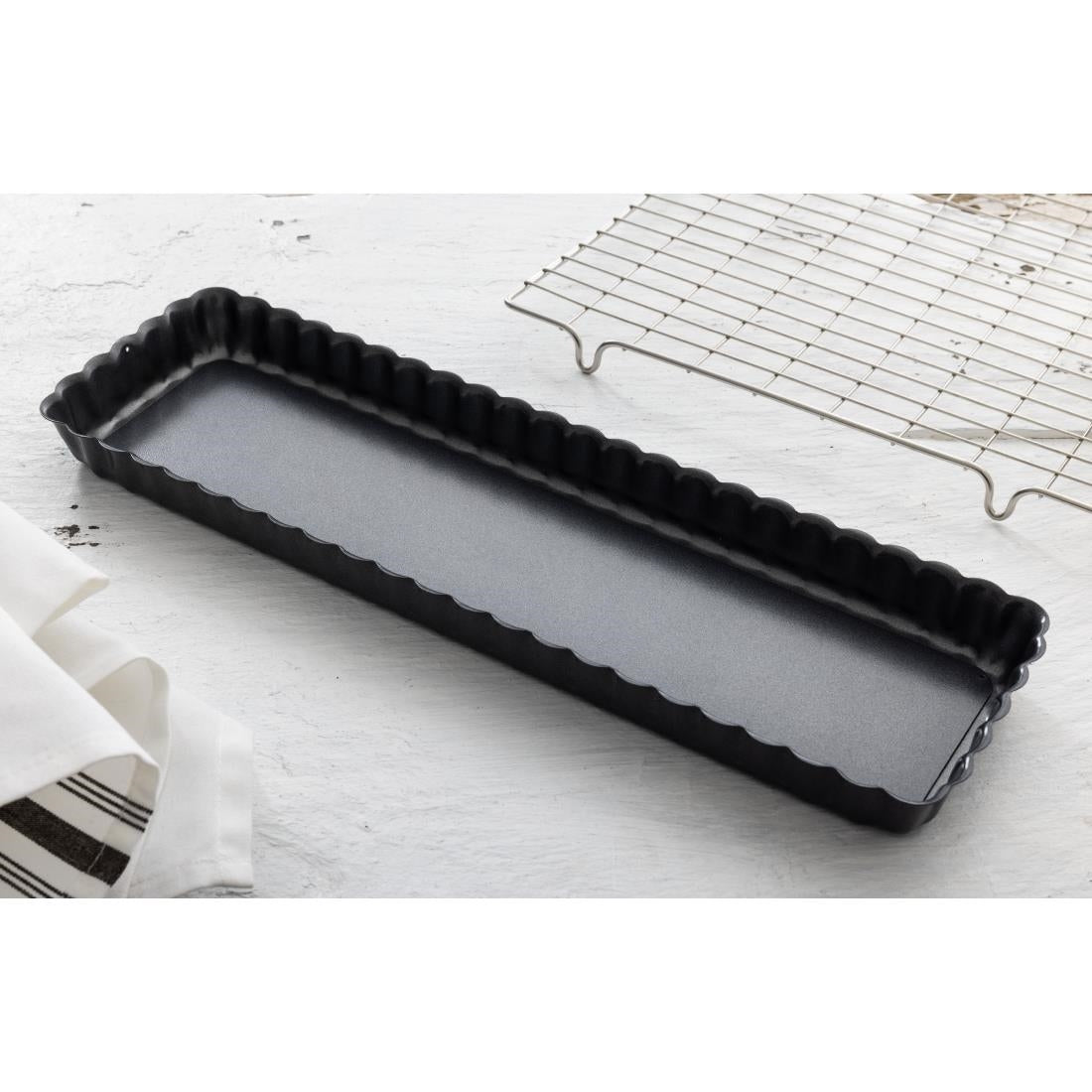 De Buyer Non-Stick Rectangular Tart Mould With Removable Base 36 cm