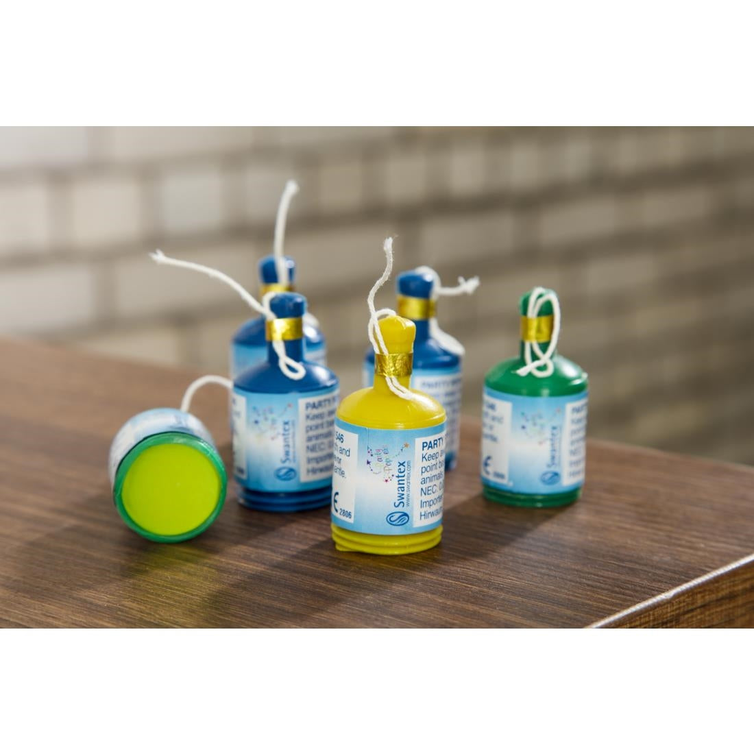 Party Poppers (144 Pack)