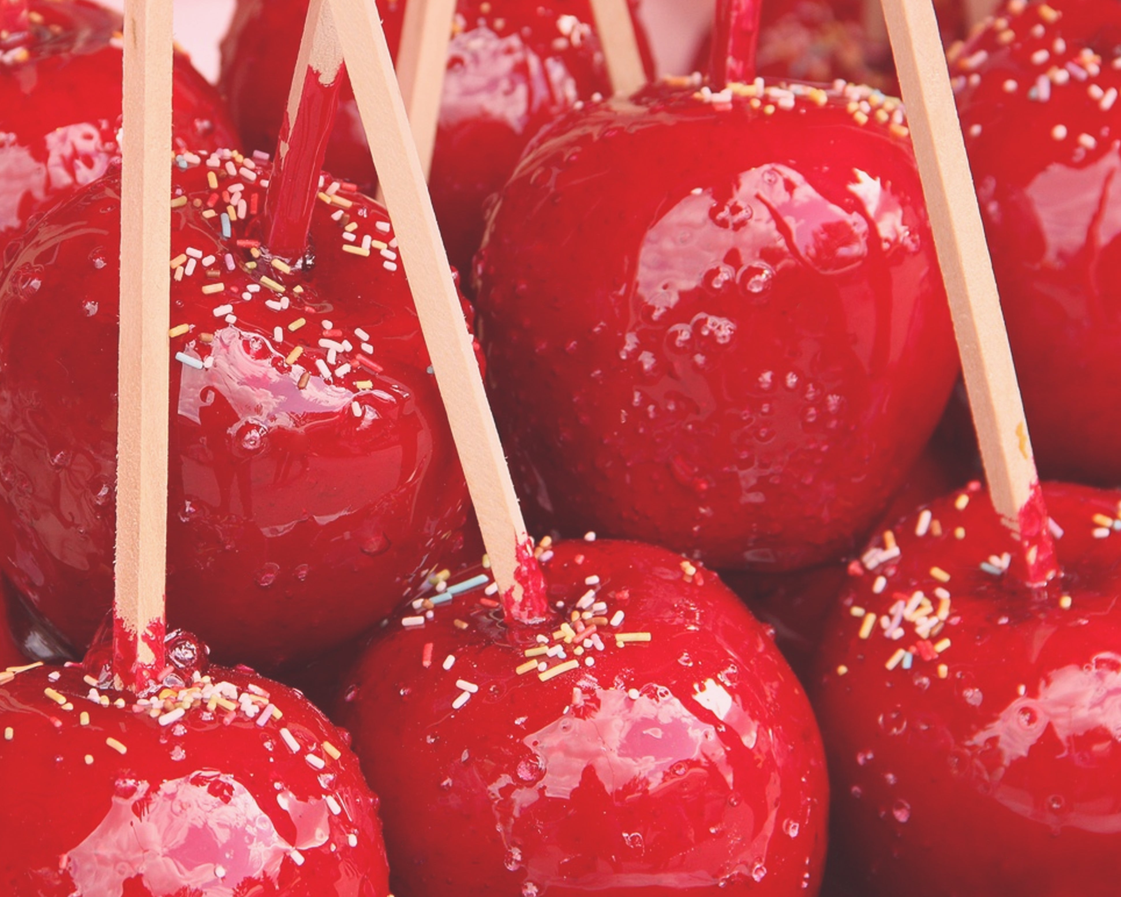 Toffee Apples - A1 EQUIPMENT