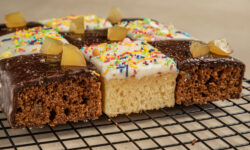 Macphie 5th Avenue White Icing 12.5kg