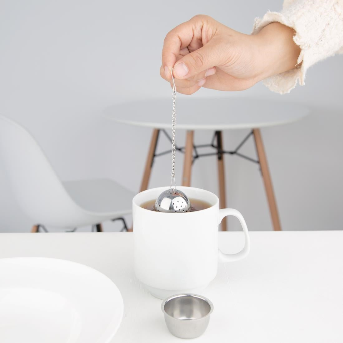 Olympia Oval Stainless Steel Tea Strainer 40(Ø) x 55(H)mm