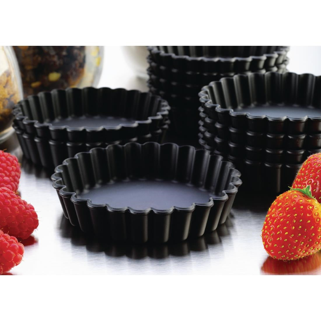 Matfer Bourgeat Exoglass Round Fluted Tartlet Mould 100mm (12 pack)