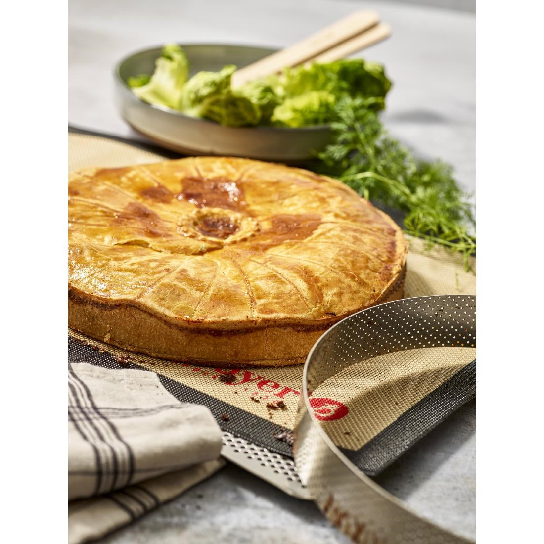 De Buyer Perforated Flat Aluminium Baking Tray 300x200mm