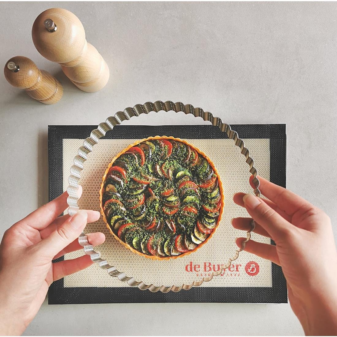 De Buyer Perforated Fluted Stainless Steel Tart Ring 240mm