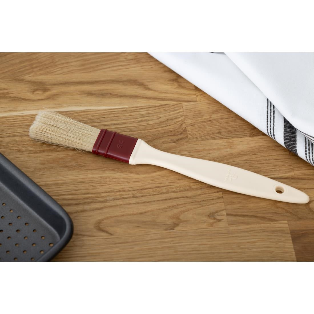 Matfer Bourgeat Pastry Brush Natural Flat Bristles 2.5cm