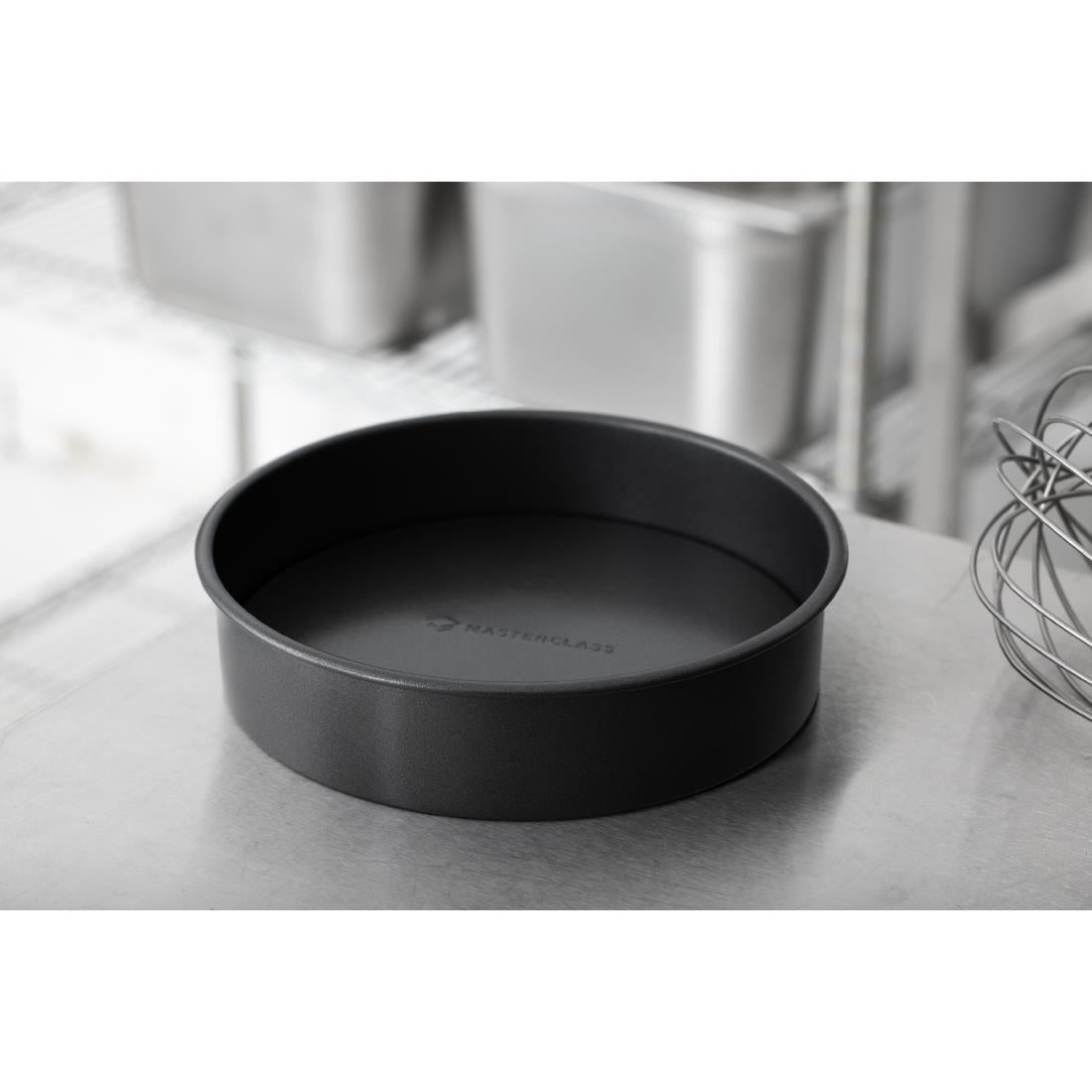 Masterclass Non-Stick Loose Base Round Sandwich Pan 180mm