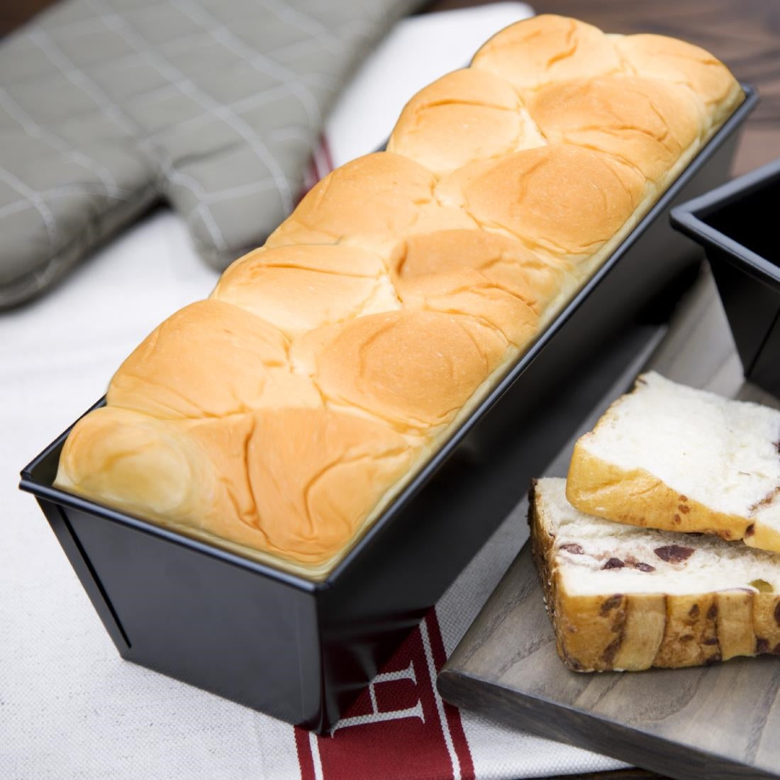 Vogue Non-Stick Loaf Tin 300mm